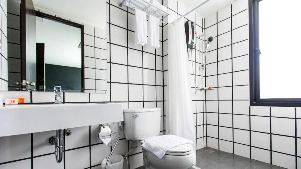 B2 Phuket Boutique & Budget Hotel Εξωτερικό φωτογραφία